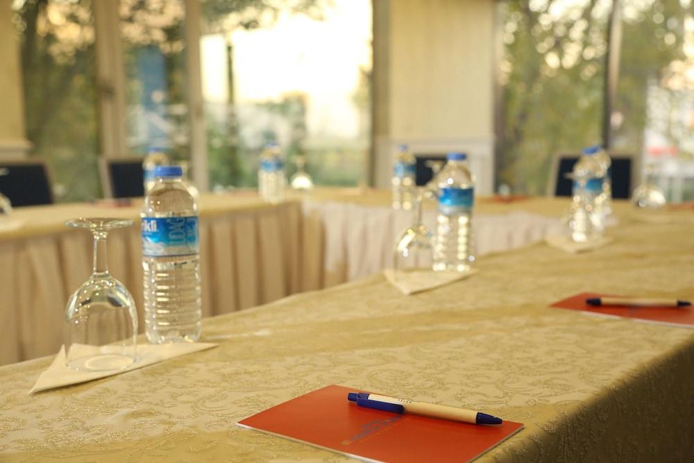 North Point Hotel Samsun Esterno foto