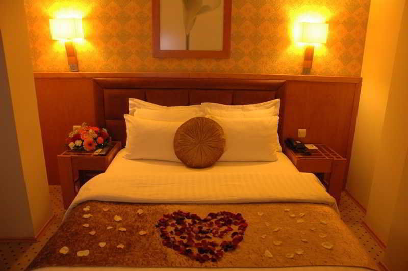 North Point Hotel Samsun Esterno foto